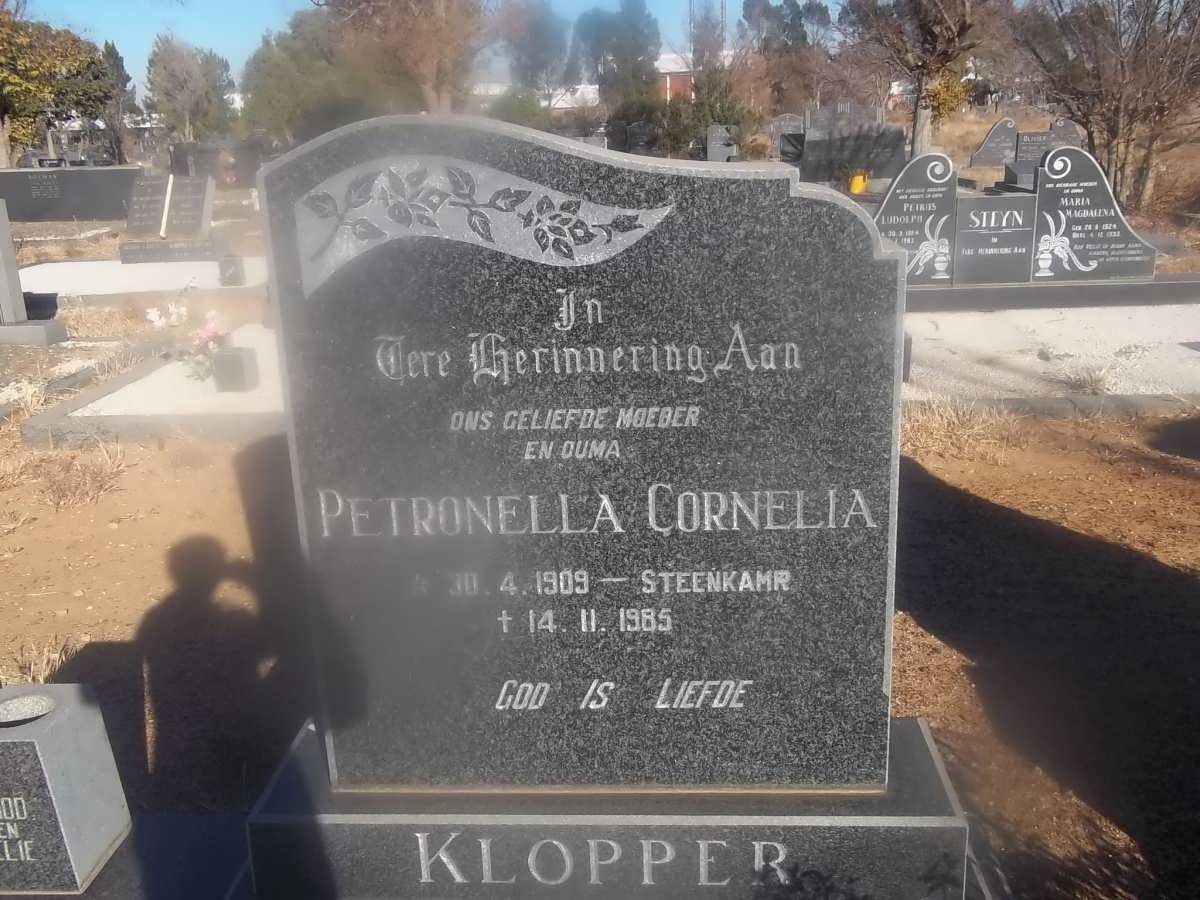 KLOPPER Petronella Cornelia nee STEENKAMP 1909-1985