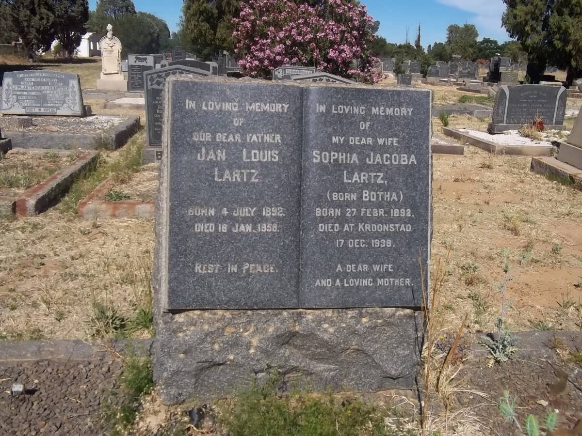 LARTZ Jan Louis 1892-1958 &amp; Sophia Jacoba BOTHA 1892-1938