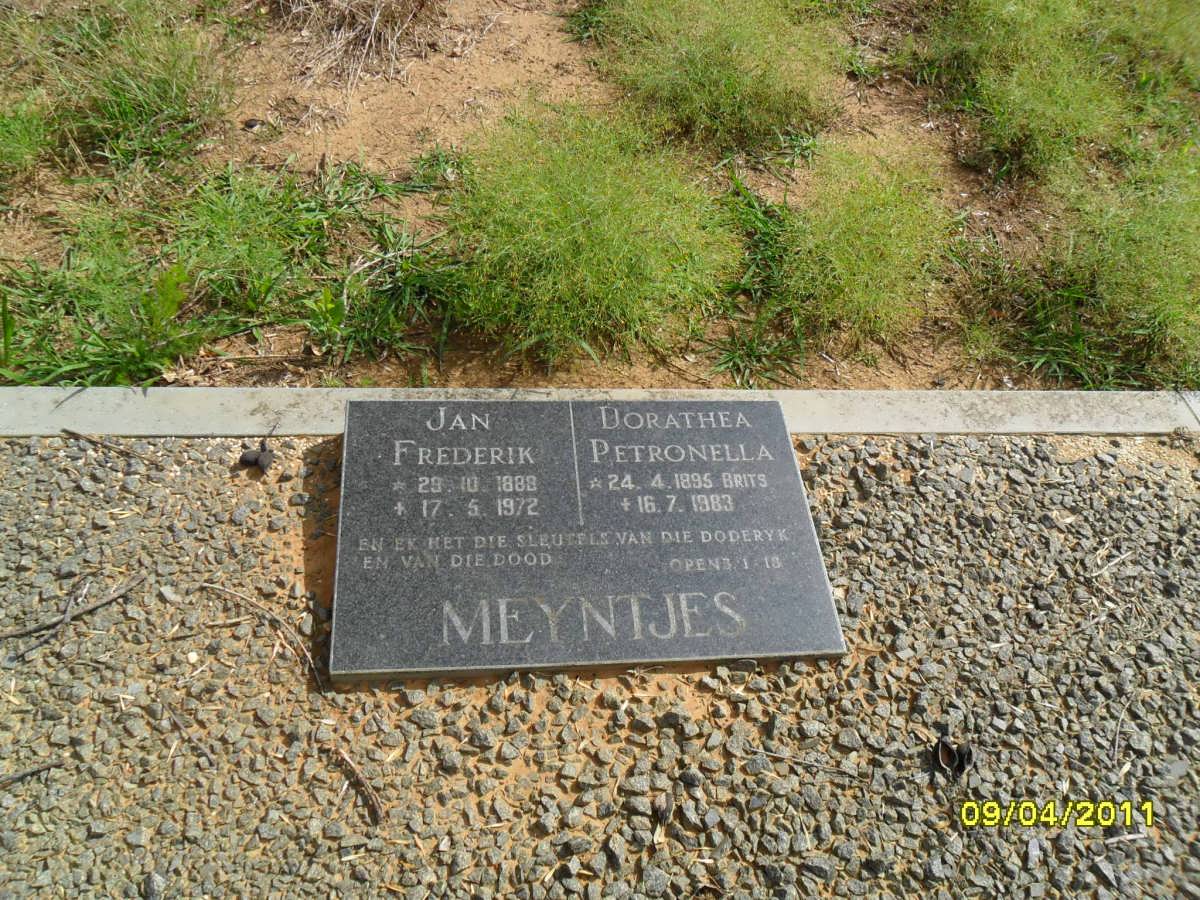 MEYNTJES Jan Frederik 1888-1972 &amp; Dorathea Petronella BRITS 1895-1983