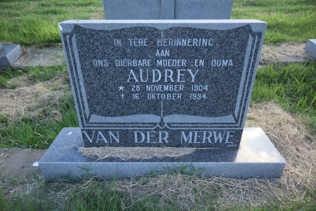MERWE Audrey, van der 1904-1994