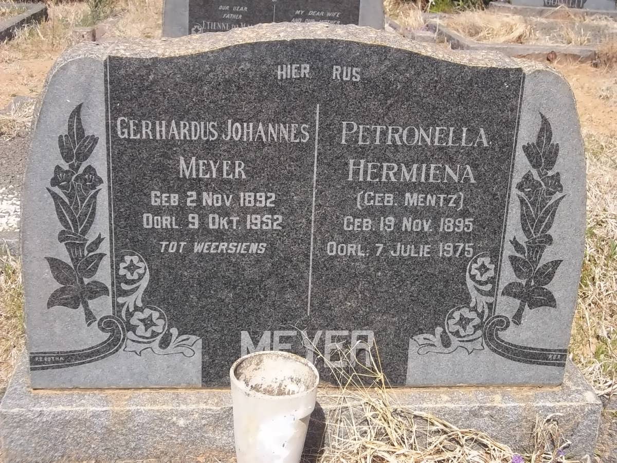 MEYER Gerhardus Johannes 1892-1952 &amp; Patronella Hermiena MENTZ 1895-1975