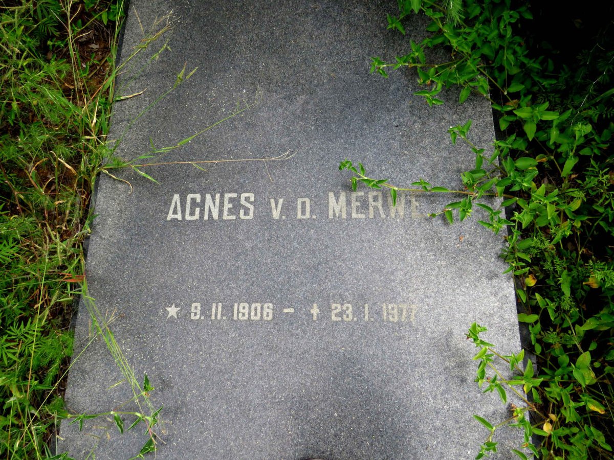 MERWE Agnes, van der 1906-1977