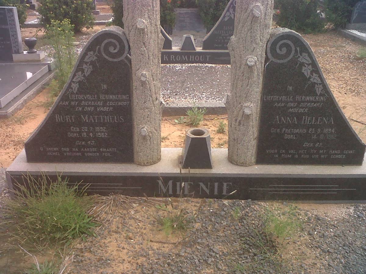 MIENIE Burt Mattheus 1892-1962 &amp; Anna Helena PRETORIUS 1894-1982
