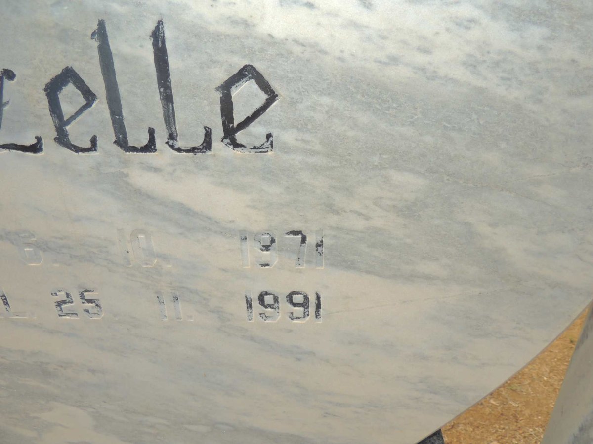 MOLL Lizelle 1971-1991