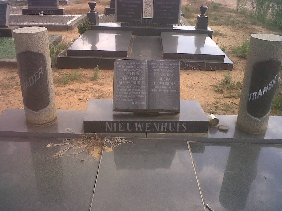 NIEWENHUIS Petrus Bernardus 1920-19?? &amp; Fransina Jacoba 1927-1994