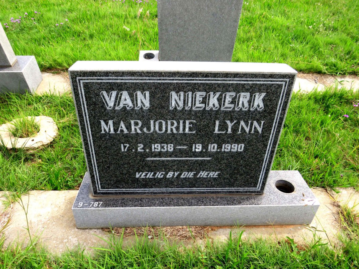 NIEKERK Marjorie Lynn, van 1938-1990