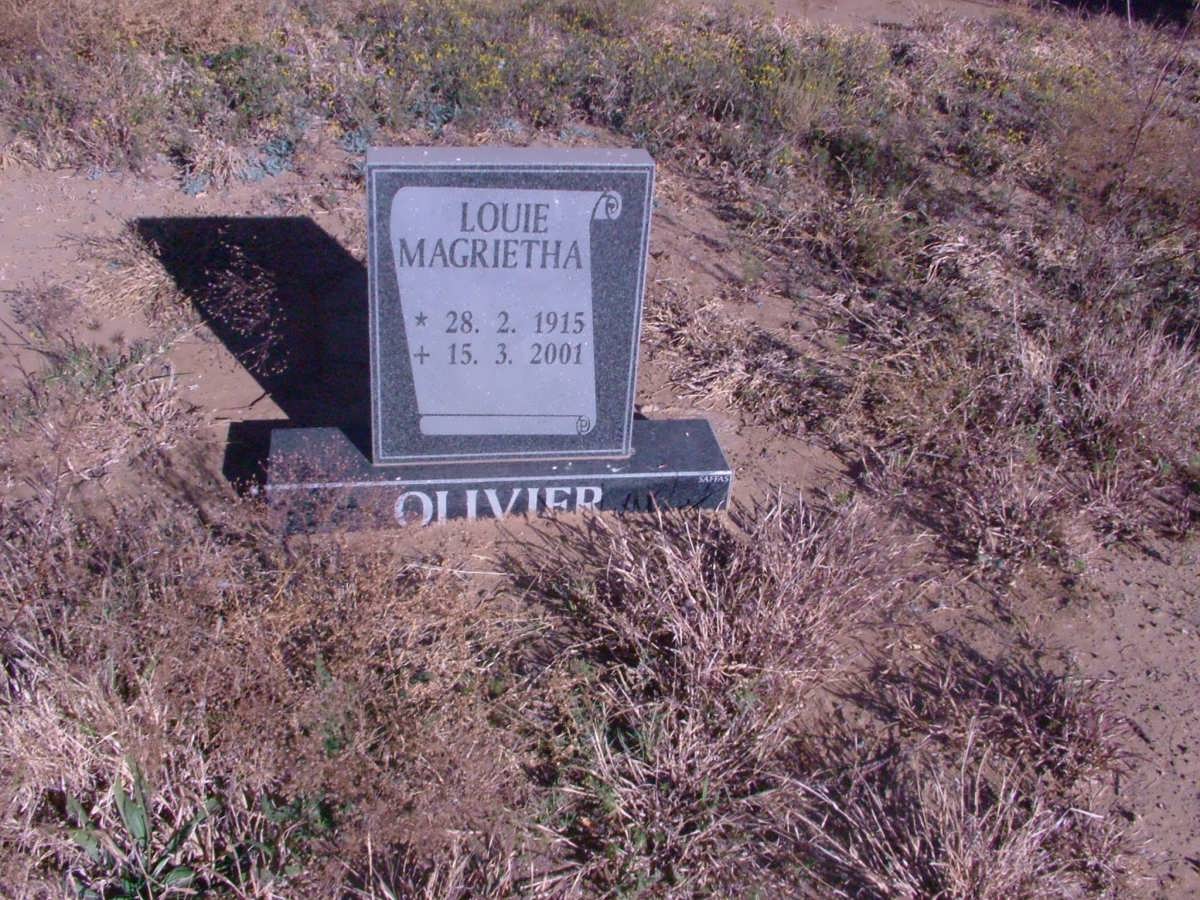 OLIVIER Louie Magrietha 1915-2001
