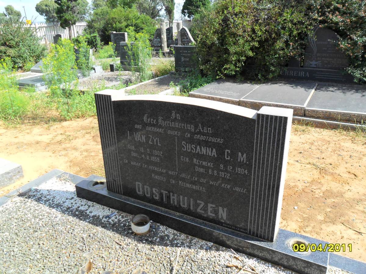 OOSTHUIZEN I. Van Zyl 1902-1959 &amp; Susanna C.M. REYNEKE 1904-1972