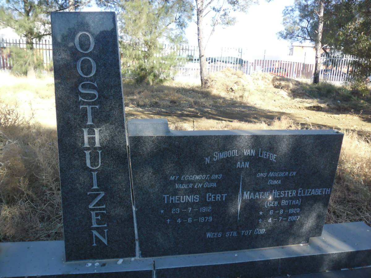 OOSTHUIZEN Theunis Gert 1912-1979  &amp; Maatje Hester Elizabeth BOTHA 1920-2007