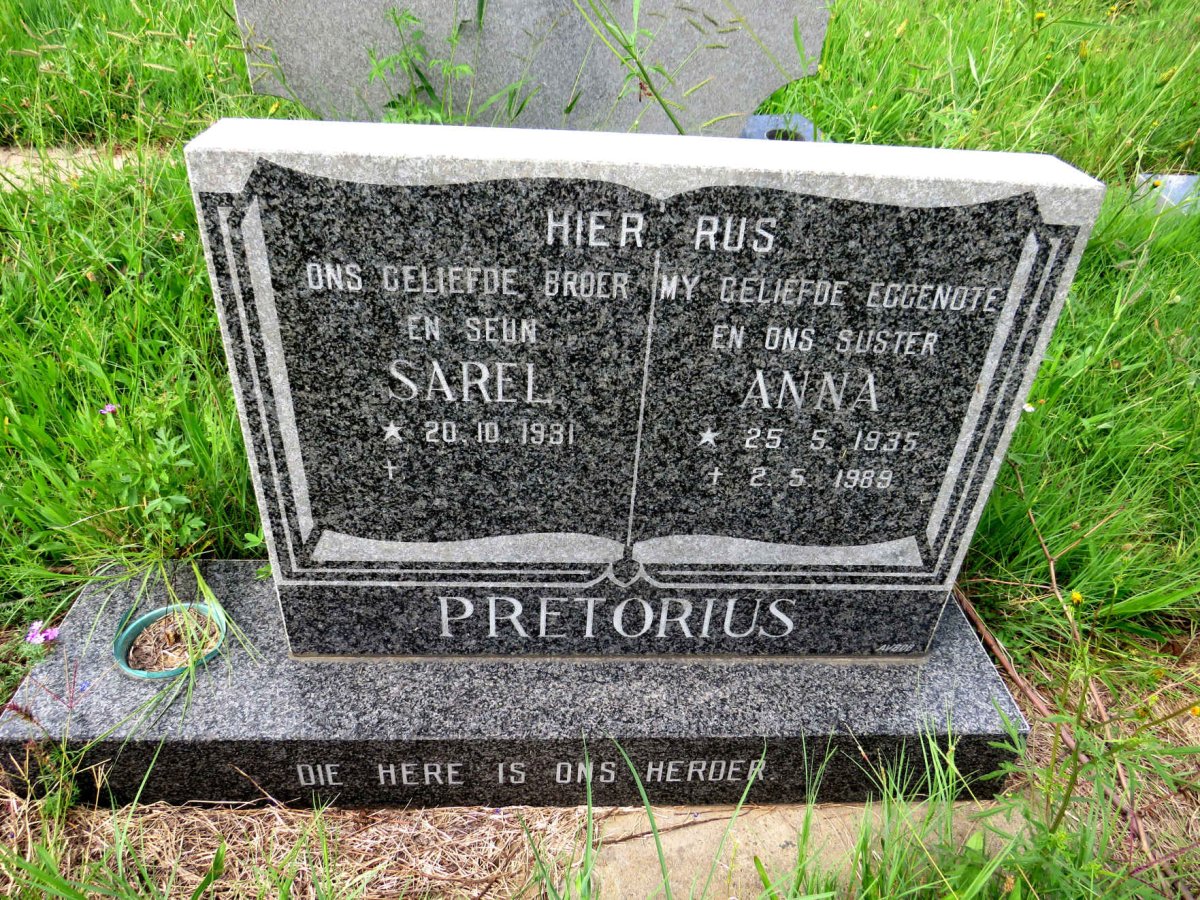 PRETORIUS Sarel 1931- & Anna 1935-1989