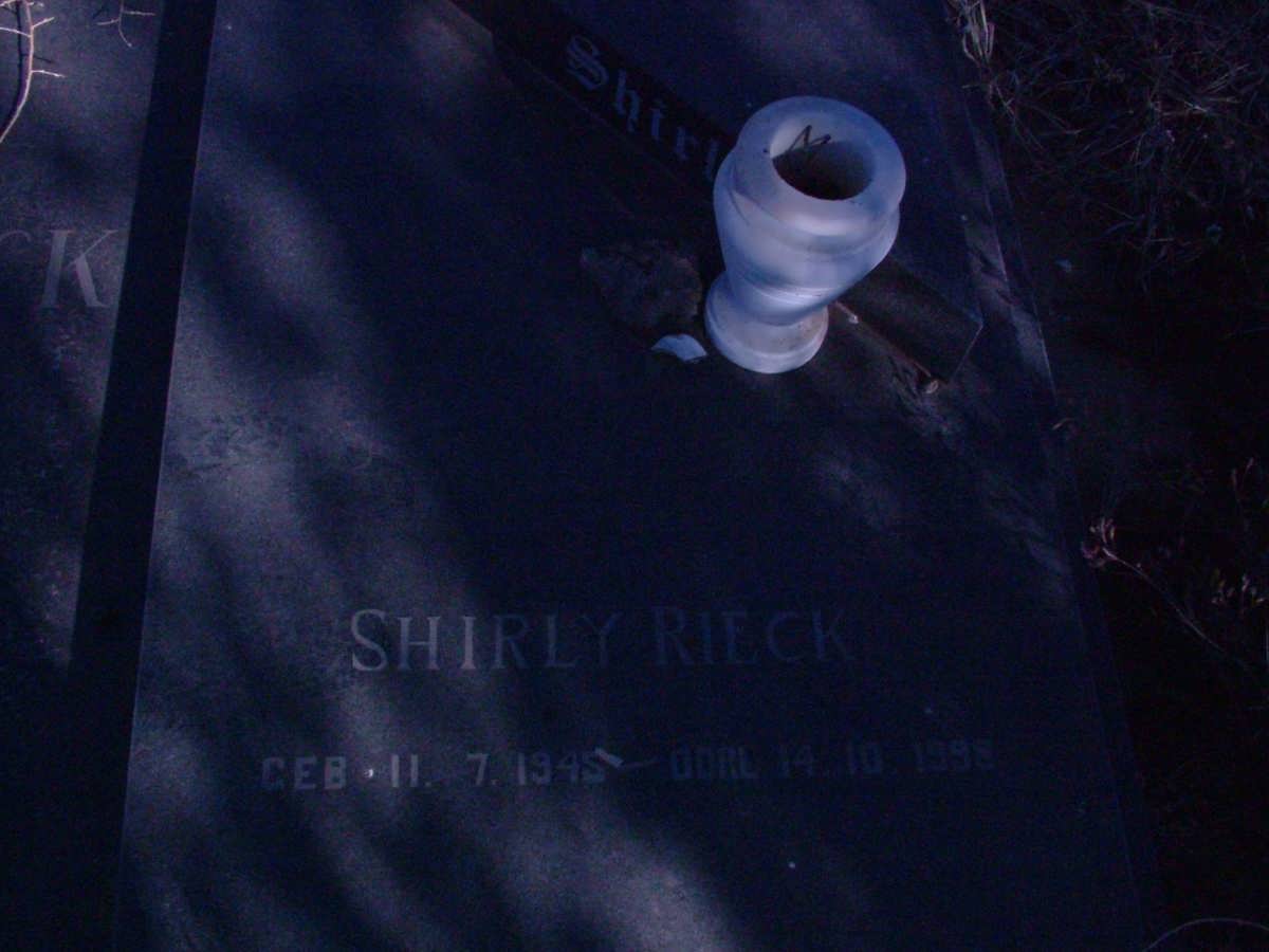 RIECK Shirly 1945-1998