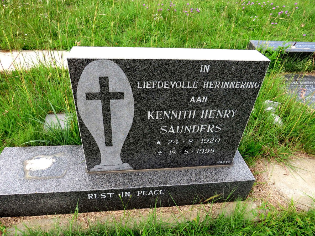 SAUNDERS Kenneth Henry 1920-1995