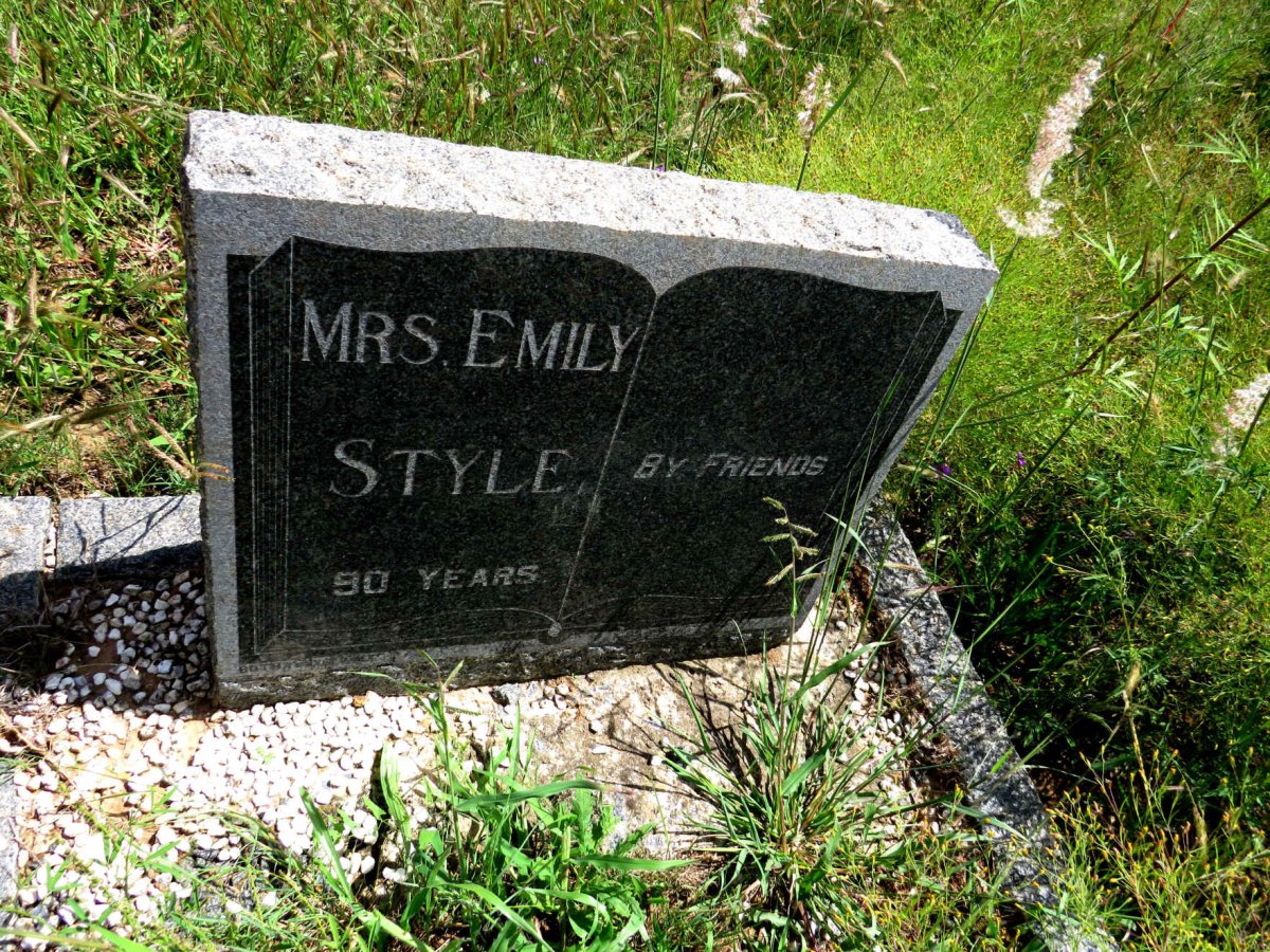 STYLE Emily 
