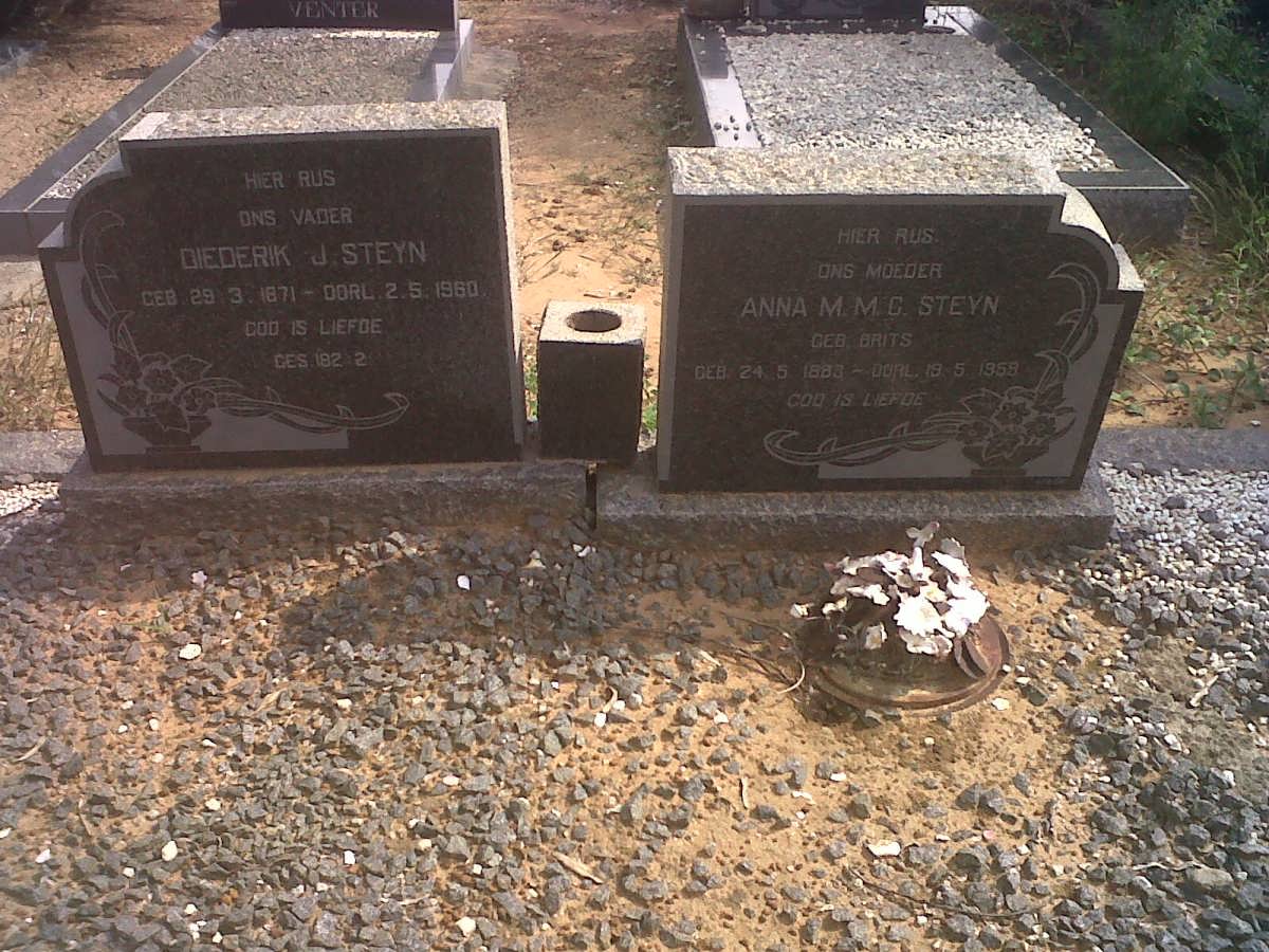 STEYN Diederik J. 1871-1960 &amp; Anna M.M.C. BRITS 1883-1959