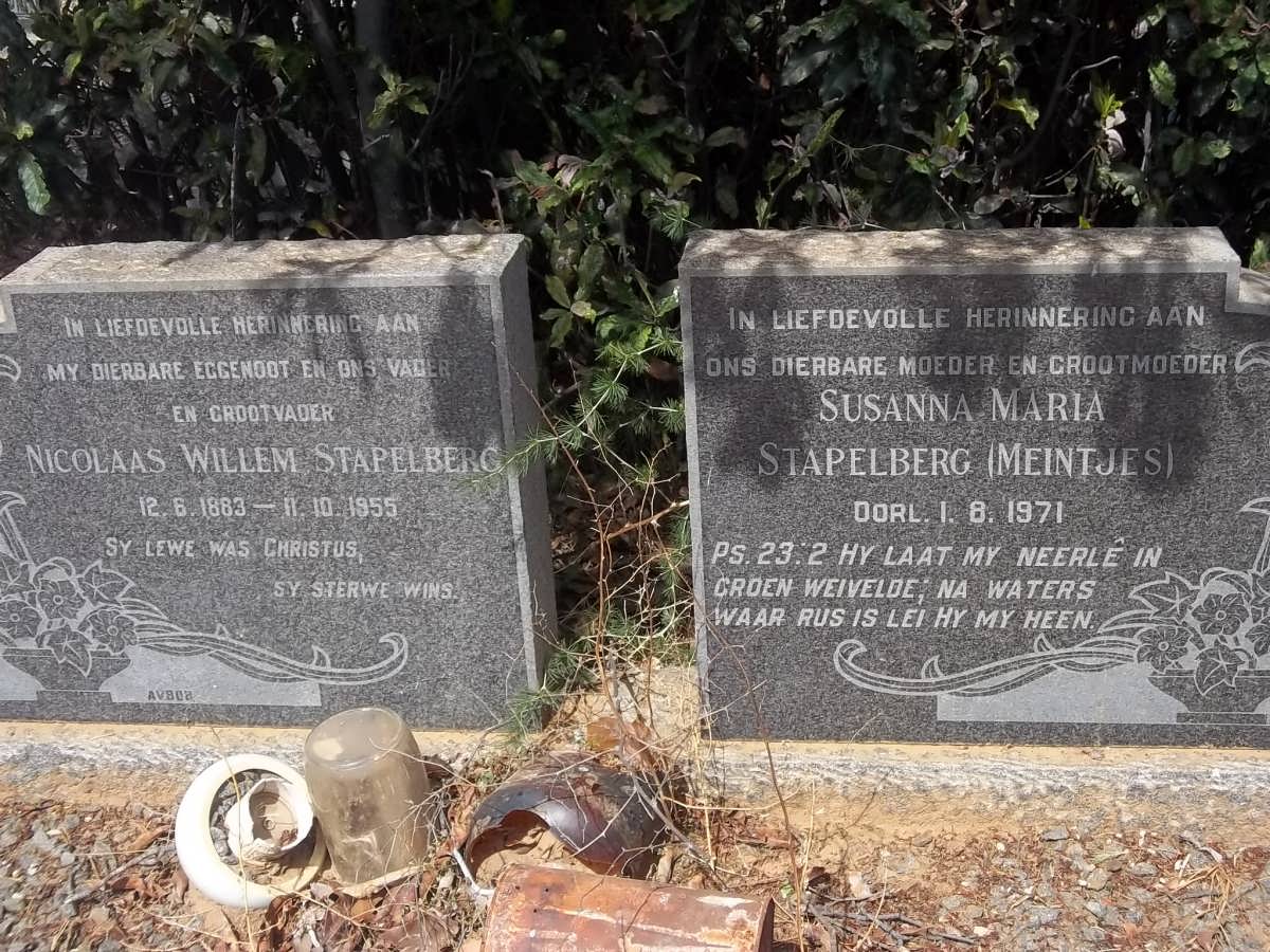 STAPELBERG Nicolaas Willem 1883-1955 &amp; Susanna Maria MEINTJES -1971