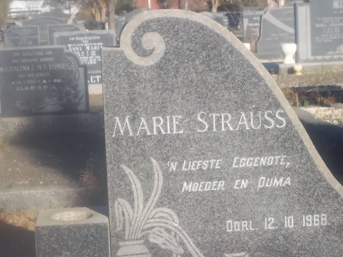 STRAUSS Marie -1968