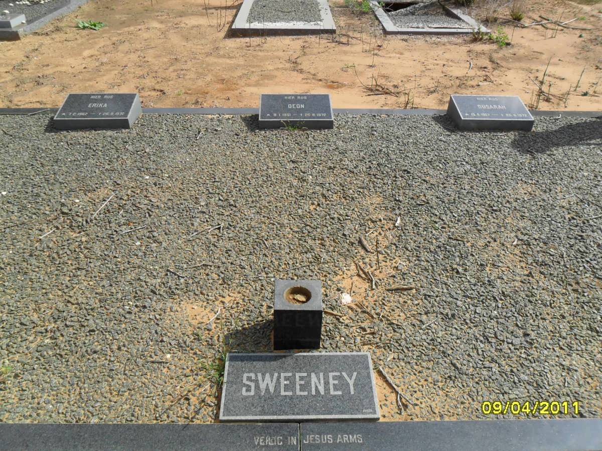 SWEENEY Erika 1962-1972 :: SWEENY Deon 1961-1972 :: SWEENY Susarah 1957-1972
