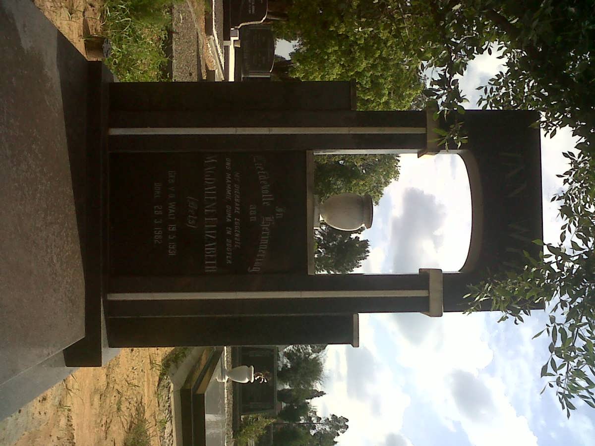 WYK Magdelene Elizabeth, van nee V.D.WALT 1931-1982 