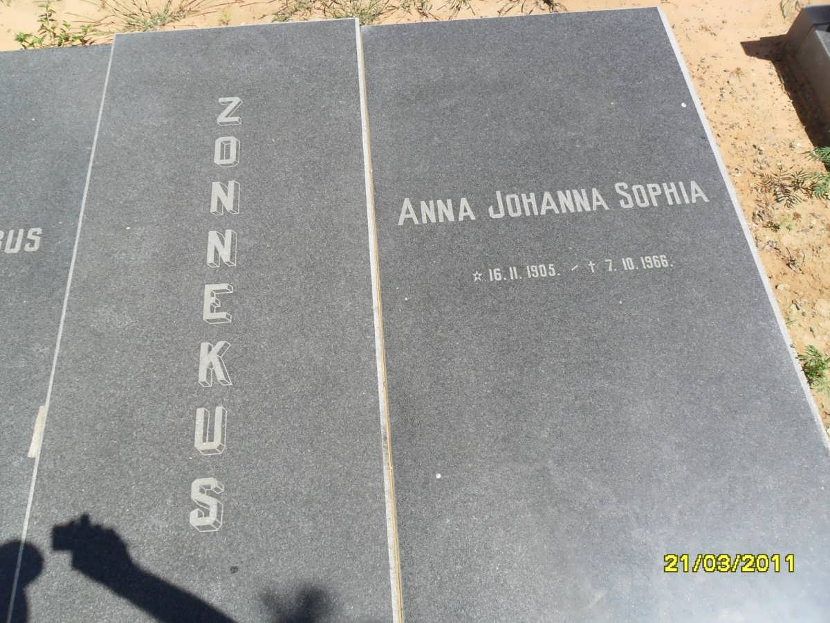 ZONNEKUS Andreas Jakobus 1904-1972 &amp; Anna Johanna Sophia 1905-1966 _2
