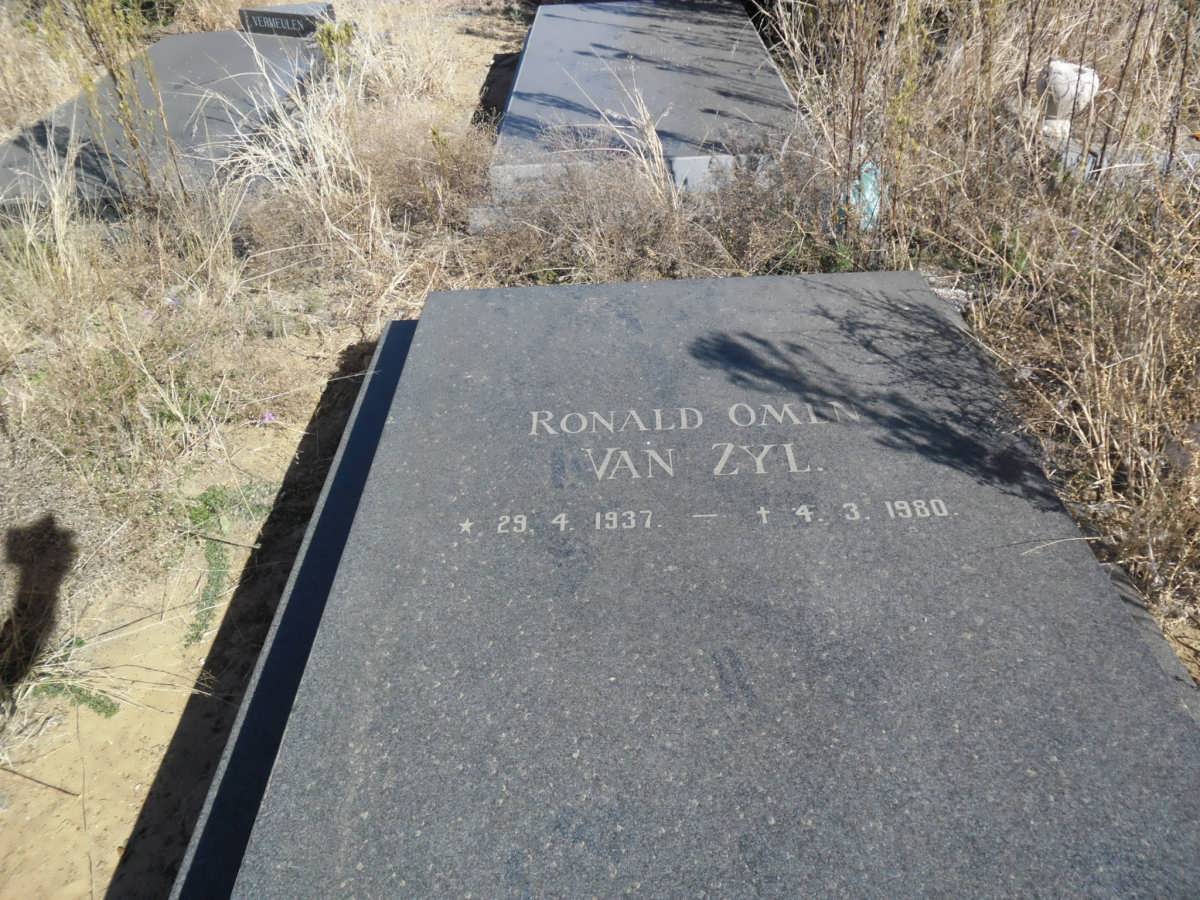 ZYL Ronald Omen, van 1937-1980