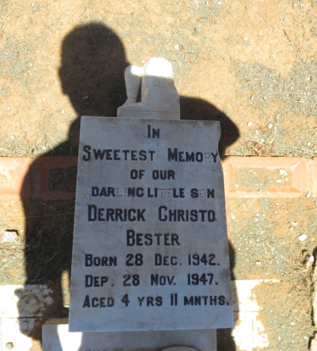 BESTER Derrick Christo 1942-1947