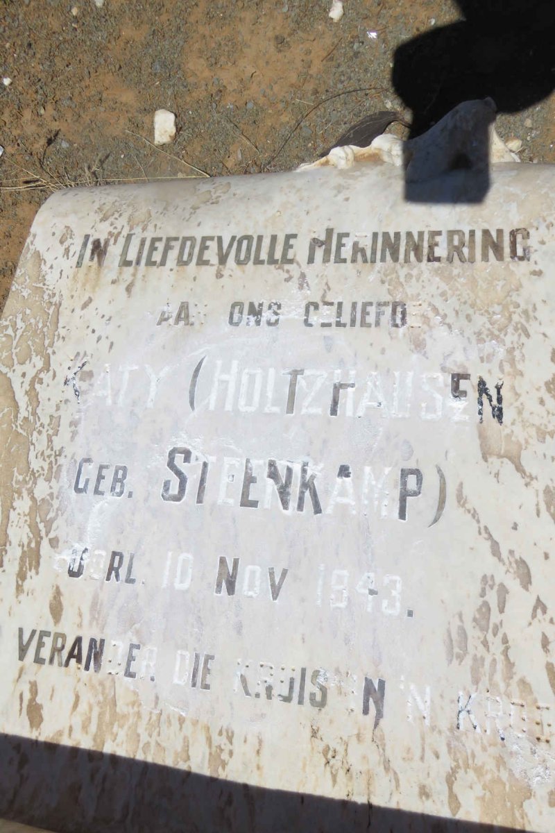HOLTZHAUSEN Katy nee STEENKAMP -1943