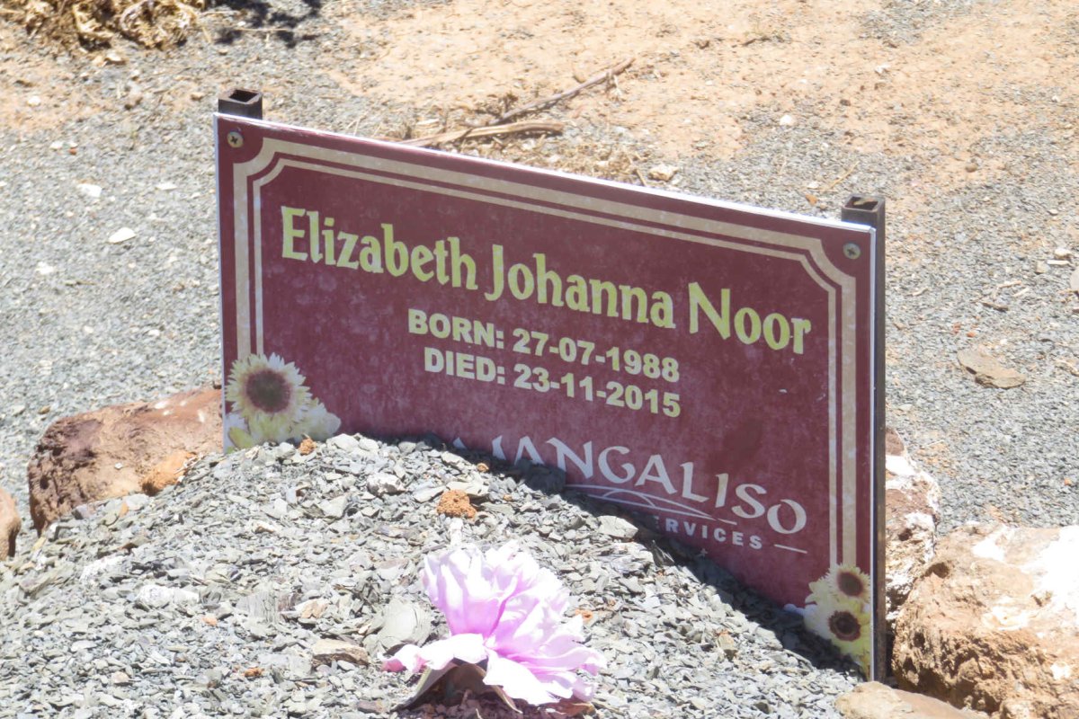 NOOR Elizabeth Johanna 1988-2015