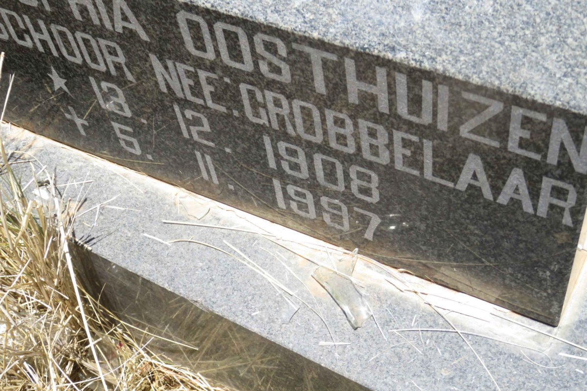 OOSTHUIZEN Anna Sophia formerly VAN SCHOOR nee GROBBELAAR 1908-1997