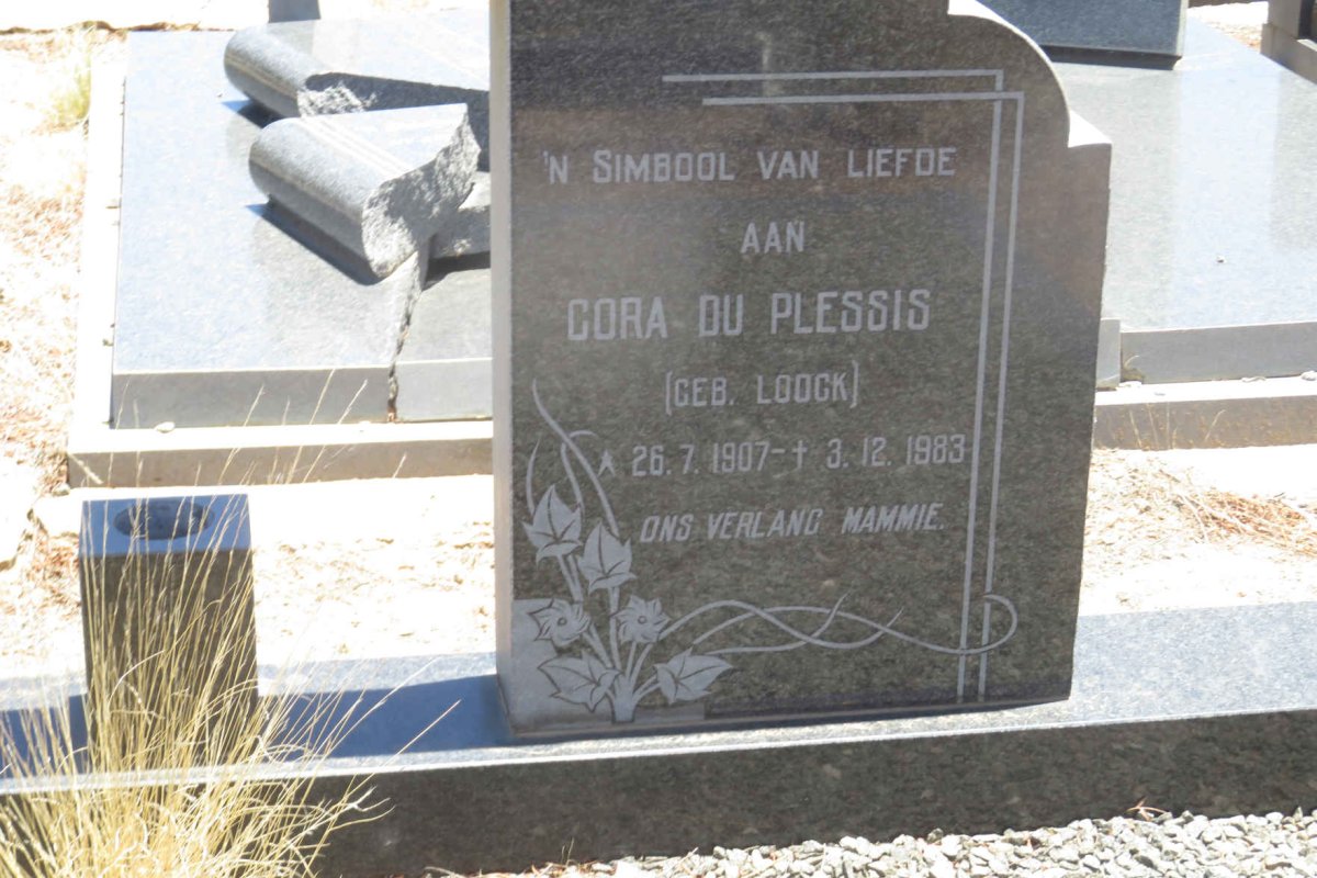 PLESSIS J.P., du 1896-1965 &amp; Cora LOOCK 1907-1983