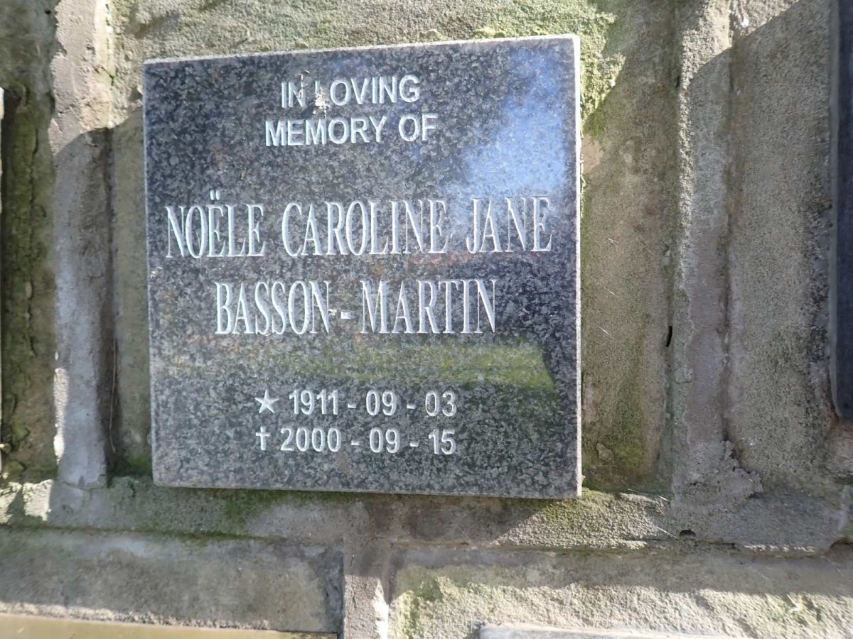 MARTIN Noële Caroline Jane, -BASSON 1911-2000