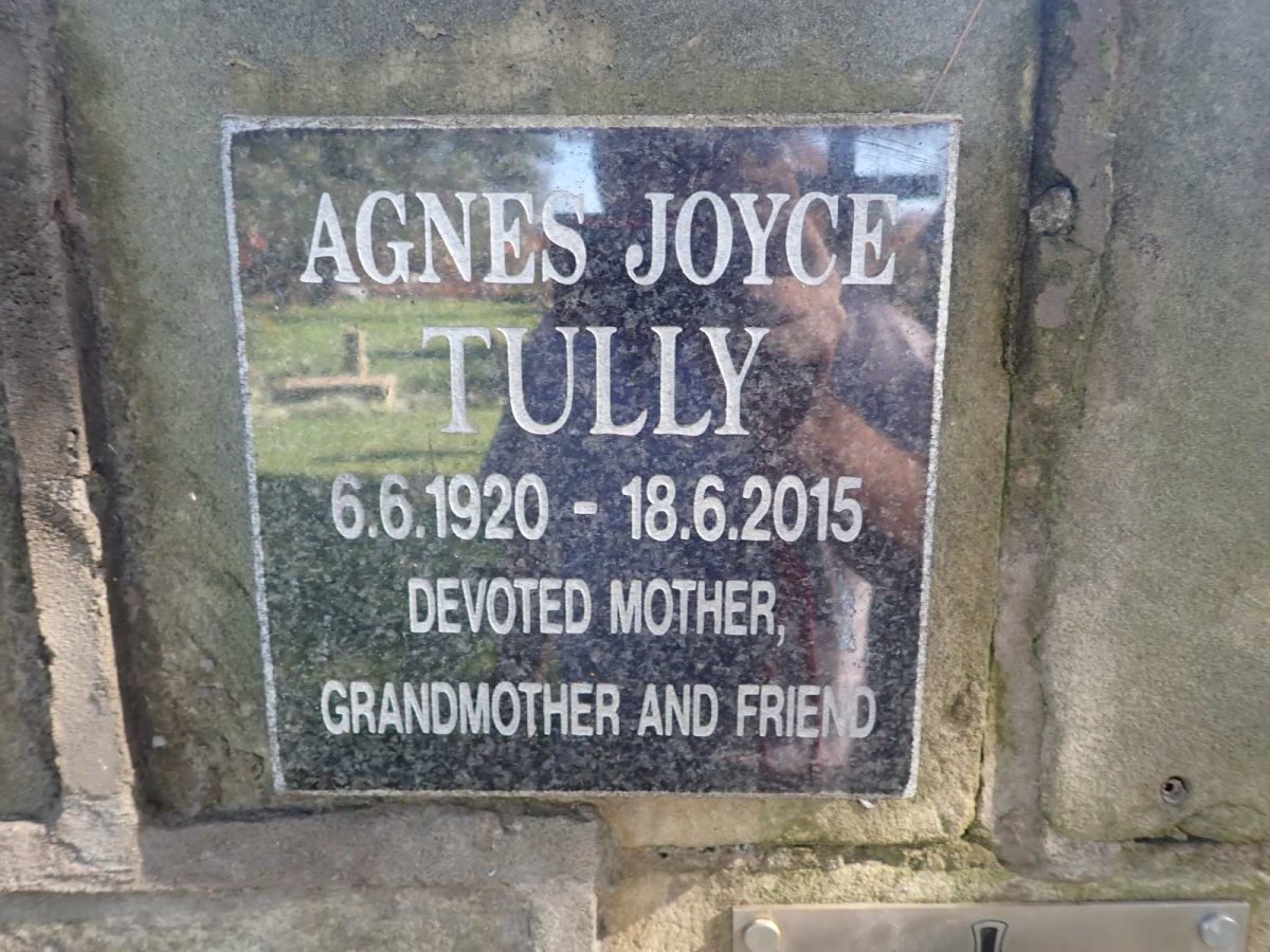 TULLY Agnes Joyce 1920-2015
