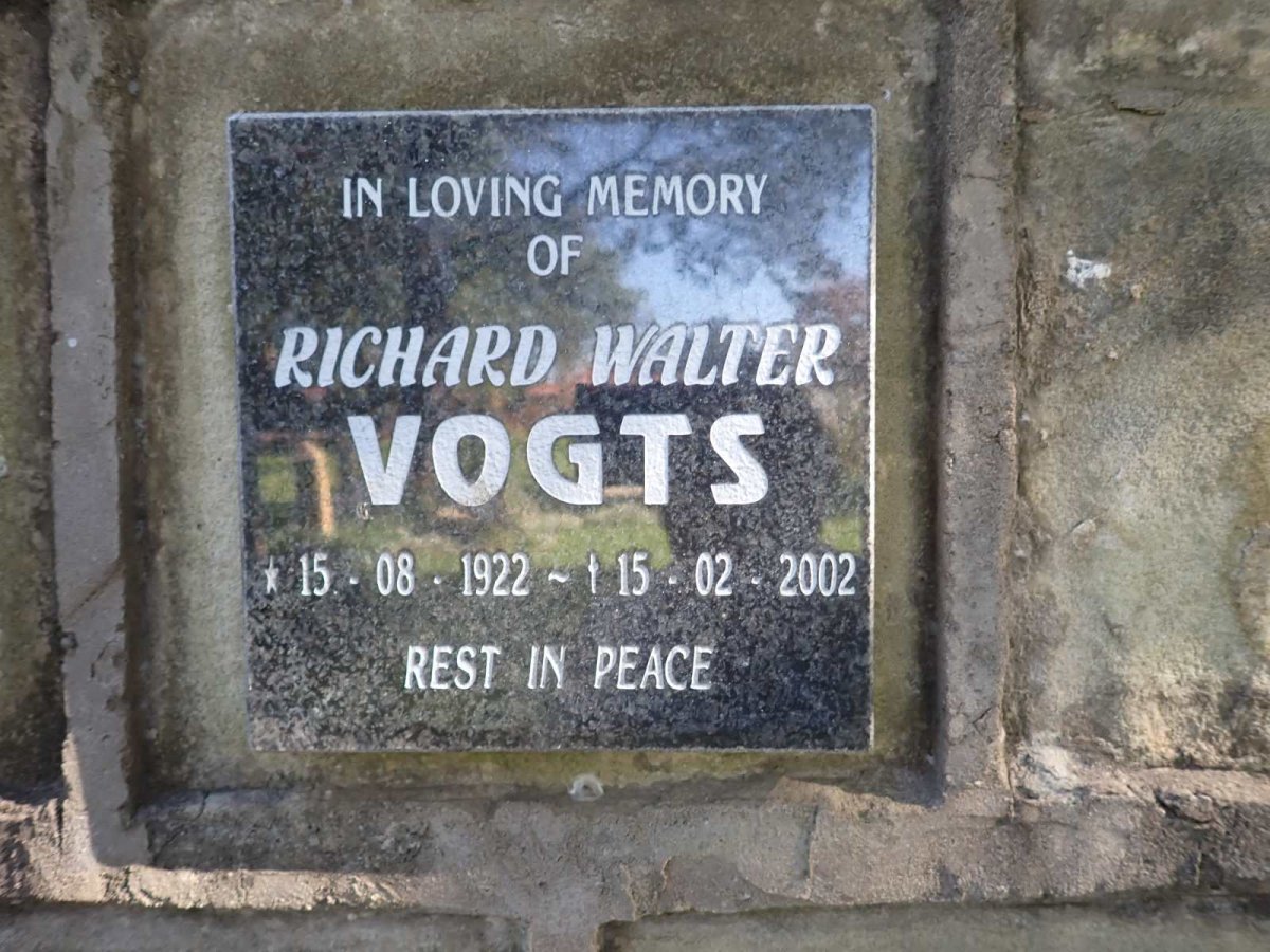VOGTS Richard Walter 1922-2002
