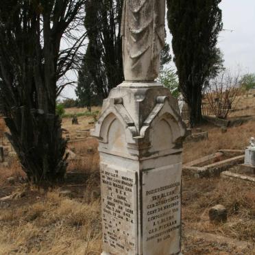 BLERK Frederik Andries Georg, van 1832-1904 & Maria Magdalena FOURIE 1842-1924 :: VAN BLERK Rozier Bernardus nee PIENAAR 1873-1907 :: VAN BLERK Anna Catharina 1869-1904_1