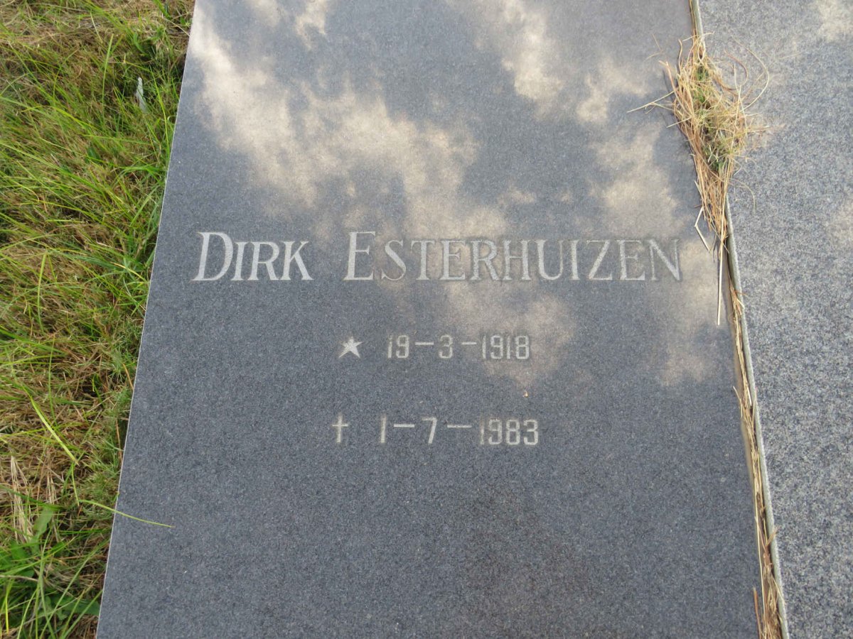 ESTERHUIZEN Dirk 1918-1983
