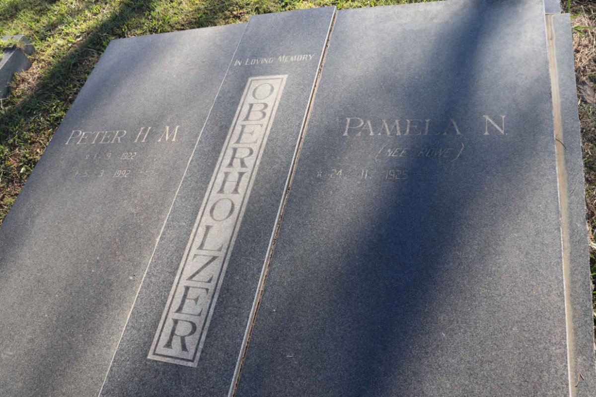 OBERHOLZER Peter H.M. 1922-1992 & Pamela N. ROWE 1925- 