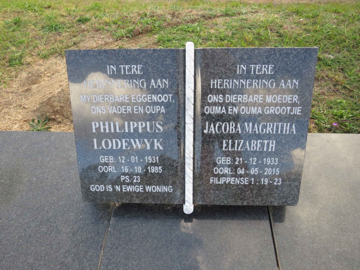 OLIVIER Philippus Lodewyk 1931-1985 & Jacoba Magritha Elizabeth 1933-2015 _2