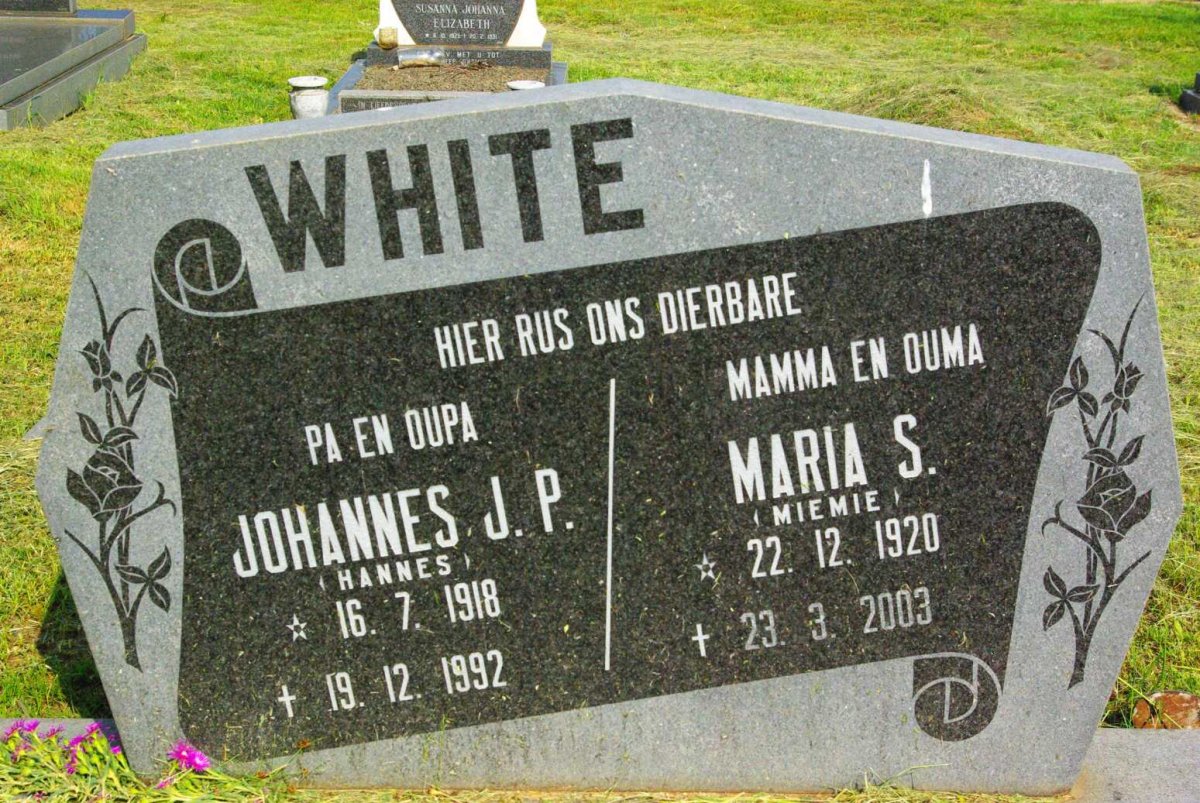 WHITE Johannes J.P. 1918-1992 &amp; Maria S. 1920-2003