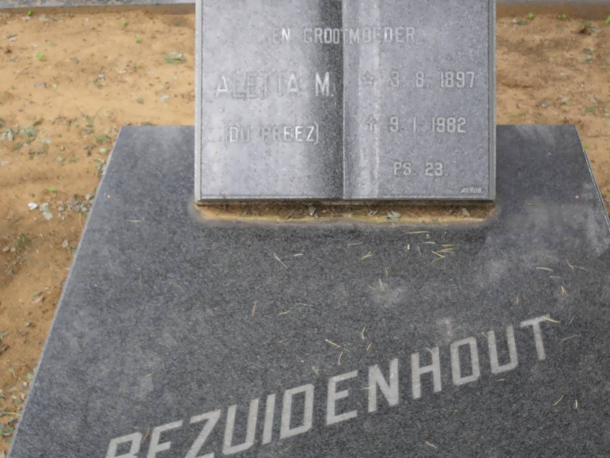 BEZUIDENHOUT Aletta M. nee DU PREEZ 1897-1982