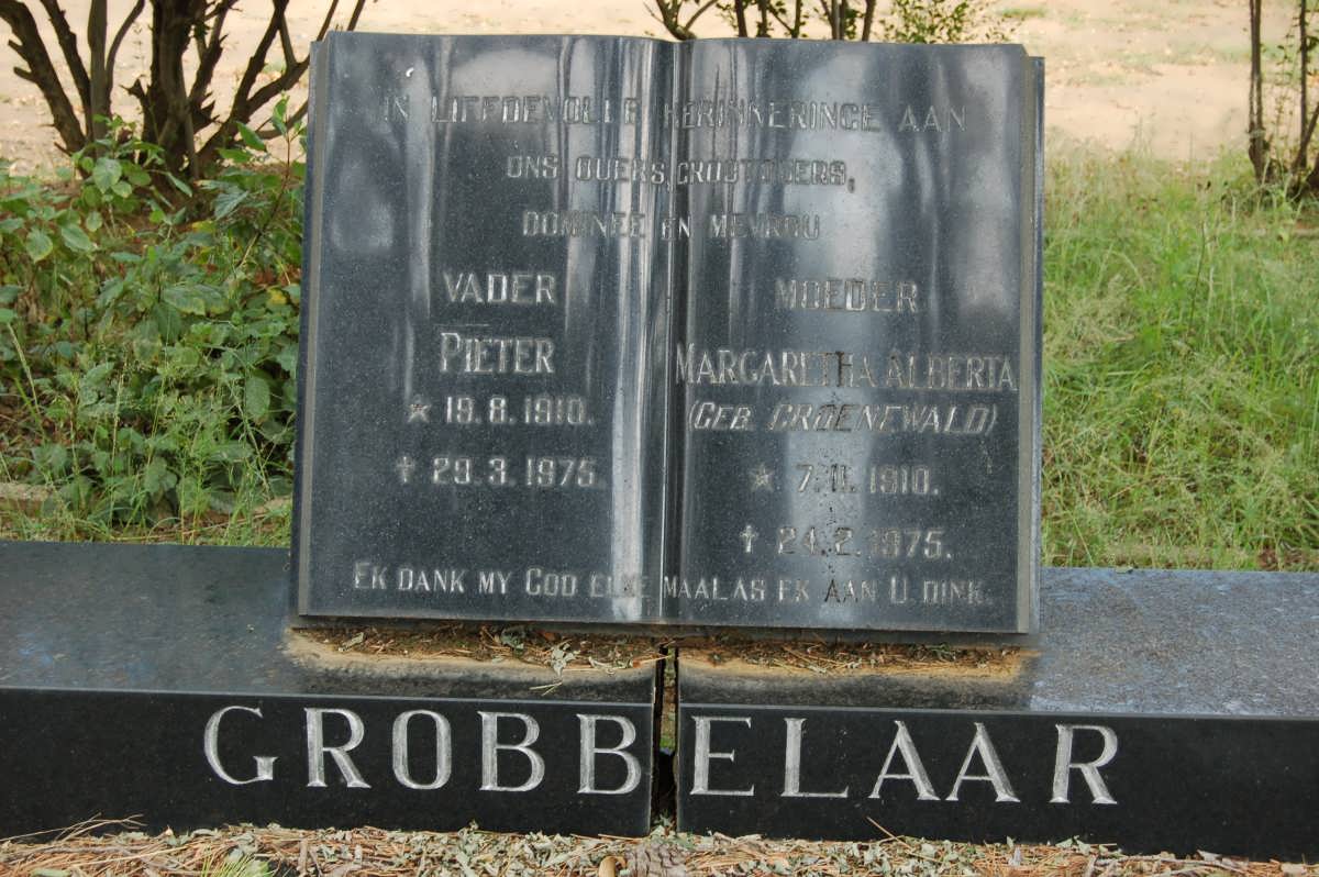 GROBBELAAR Pieter 1910-1975 &amp; Margaretha Alberta GROENEWALD 1910-1975