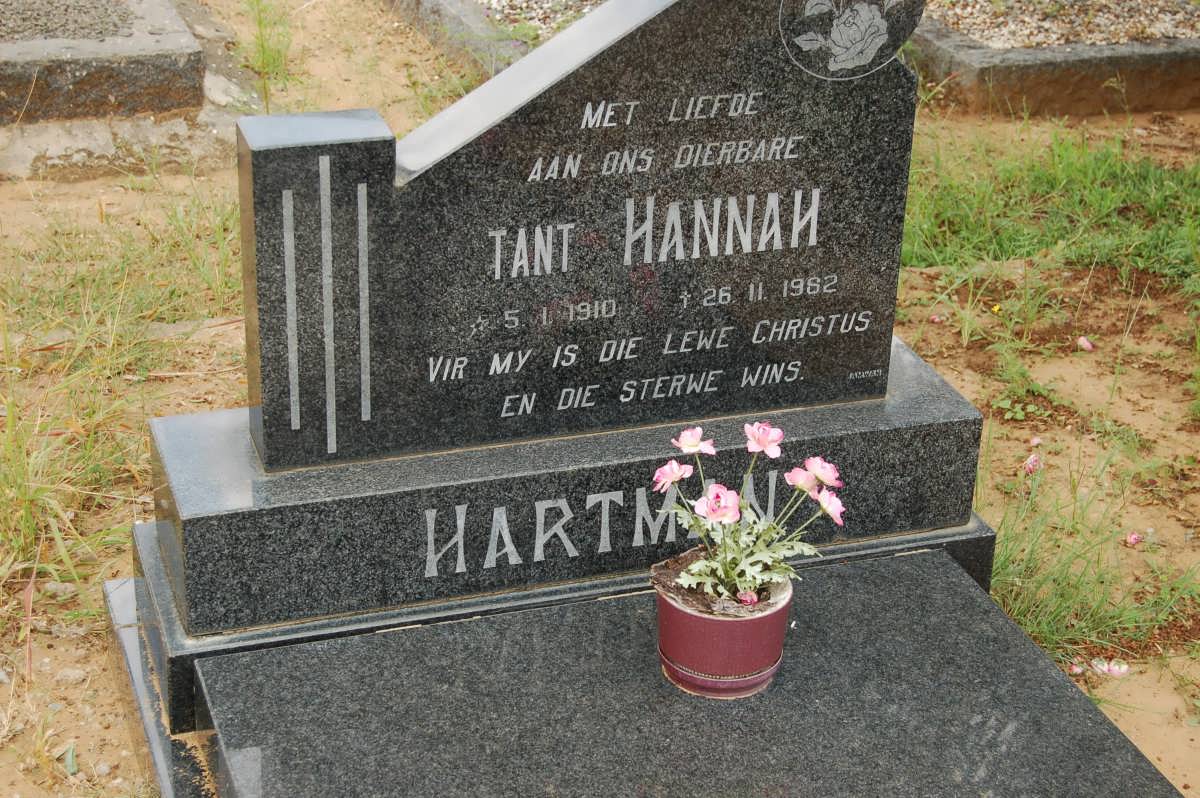 HARTMAN Hannah 1910-1982 :: WYK Riana, van 1963-2005