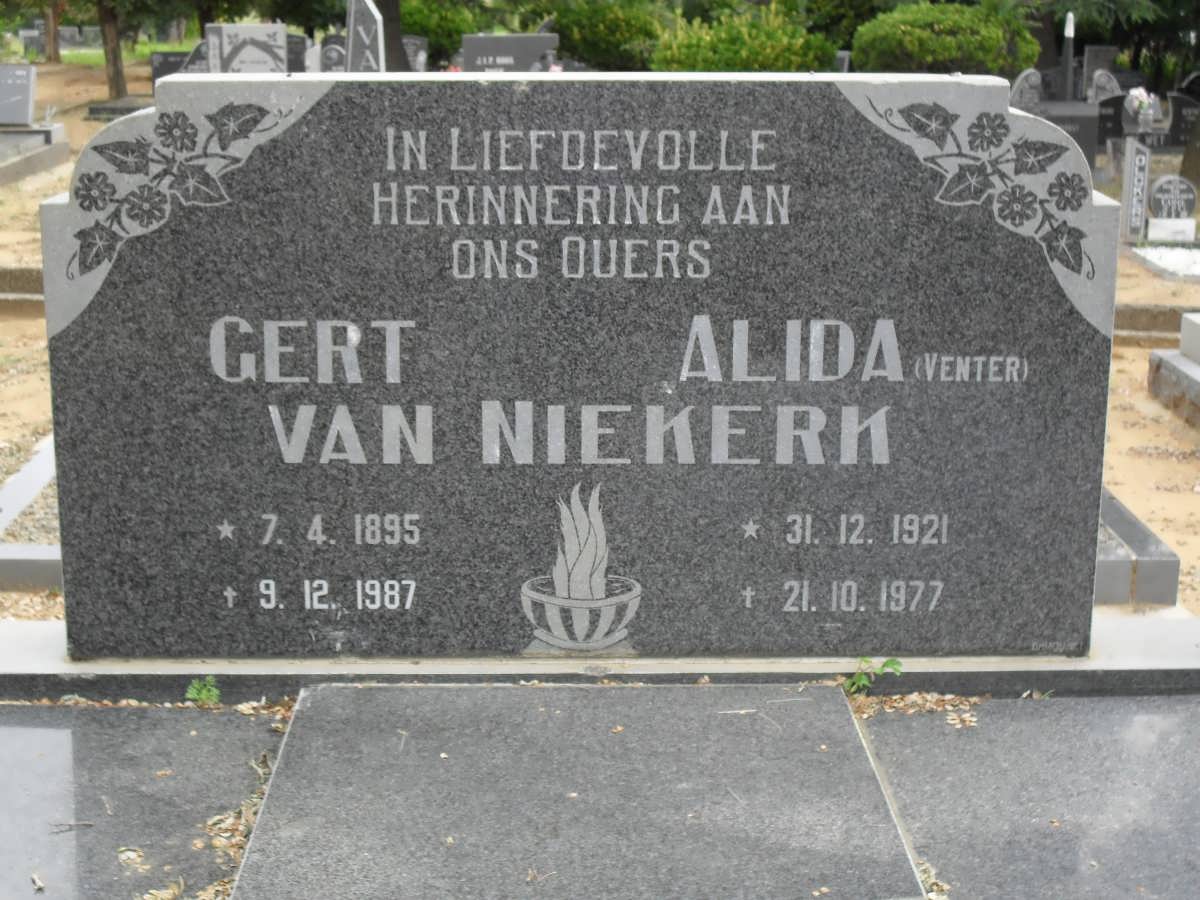 NIEKERK Gert, van 1895-1987 &amp; Alida VENTER 1921-1977