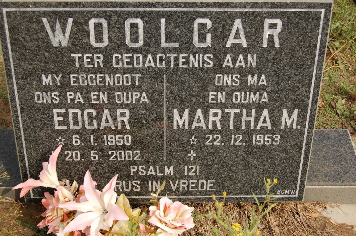 WOOLGAR Edgar 1950-2002 &amp; Martha M. 1953-