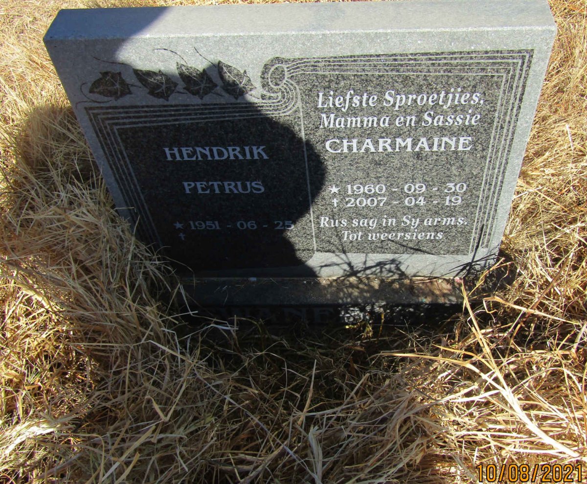 SWANEPOEL Hendrik Petrus 1951-  &amp; Charmaine 1960-2007