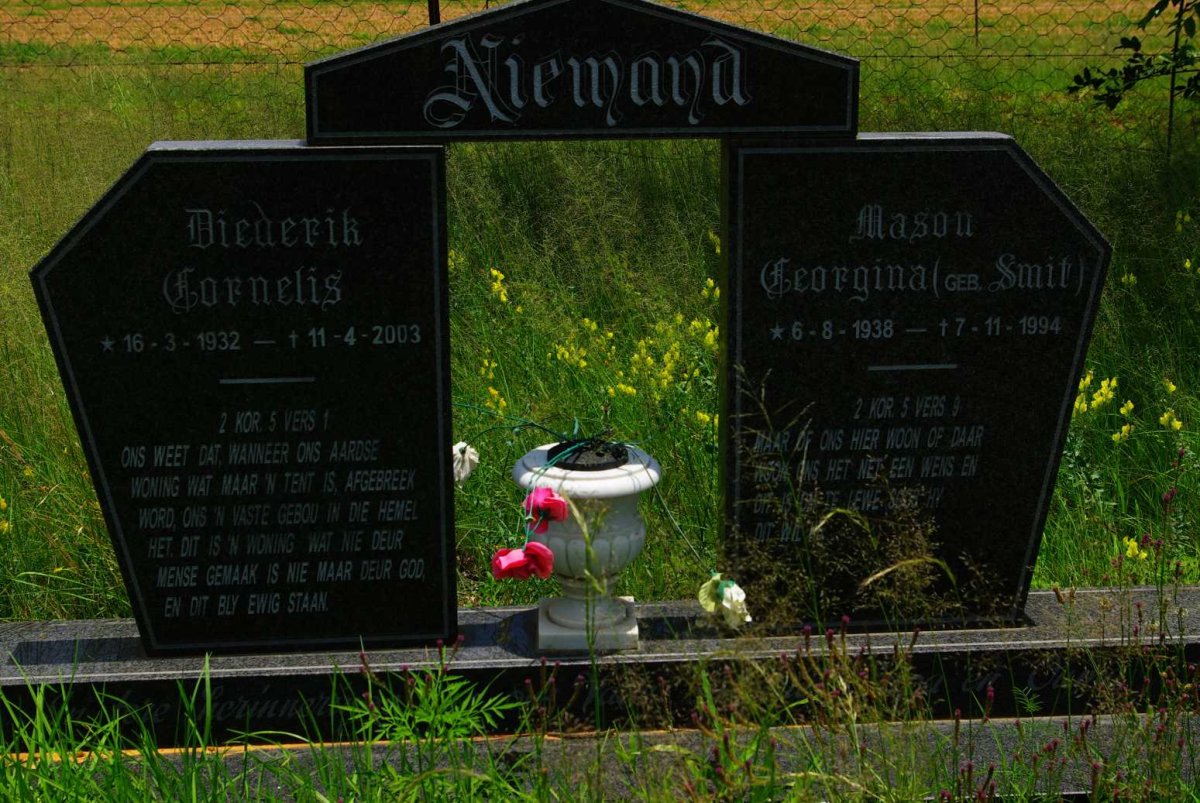NIEMAND Diederik Cornelis 1932-2003 &amp; Mason Georgina SMIT 1938-1994