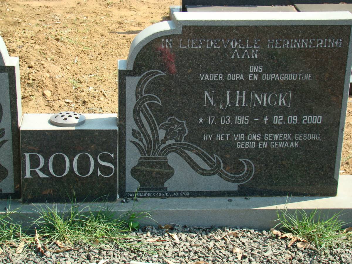 ROOS N.J.H. 1915-2000
