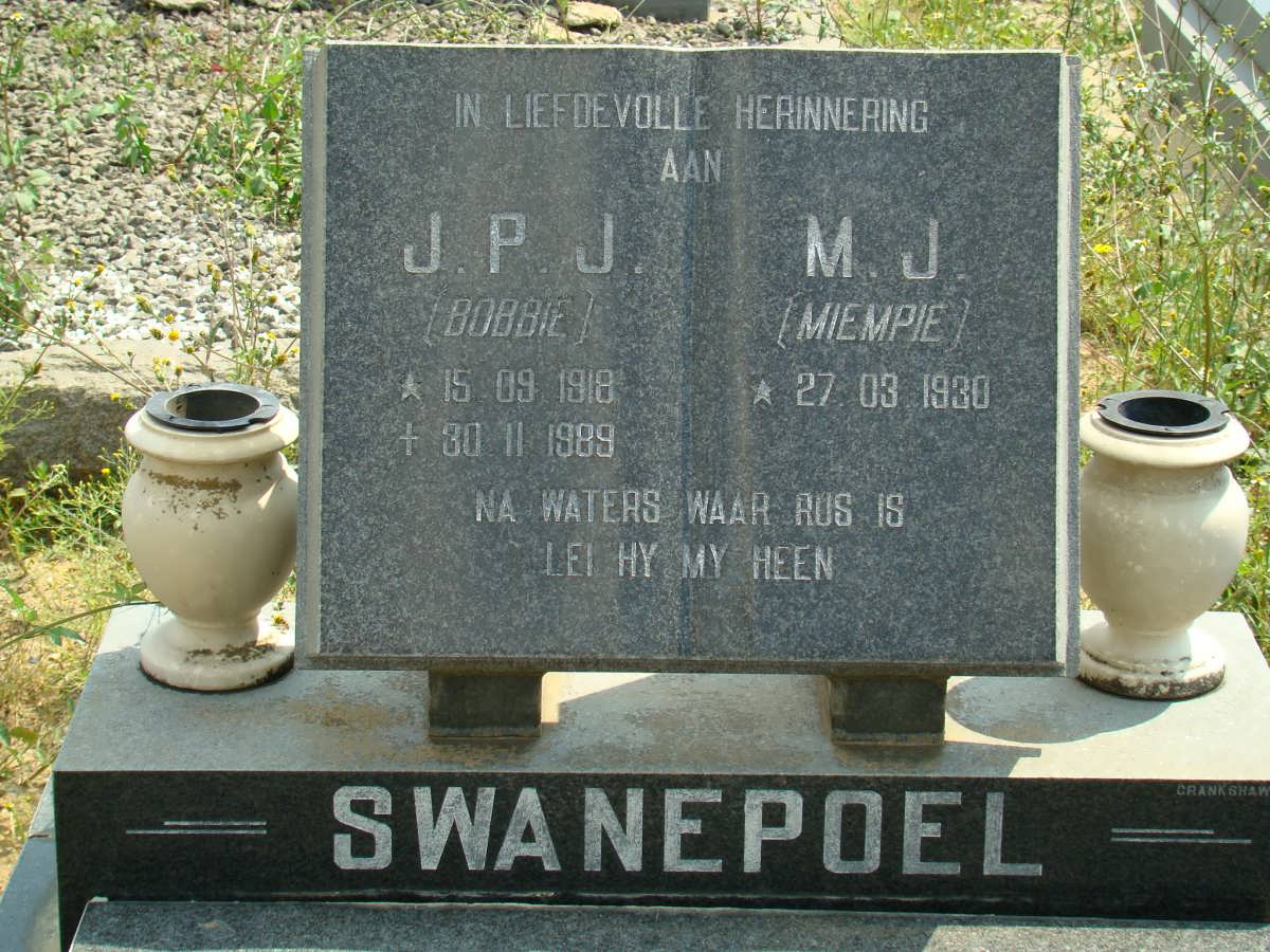 SWANEPOEL J.P.J. 1918-1989 &amp; M.J. 1930-