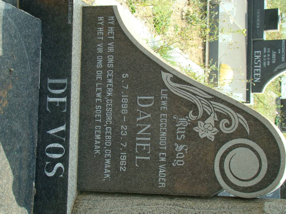 VOS Daniel, de 1898-1962