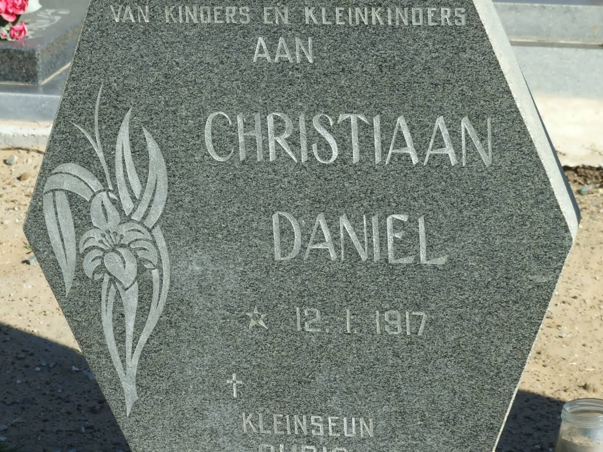? Christiaan Daniel 1917- &amp; Elsje Johanna Rossouw 1911-1997