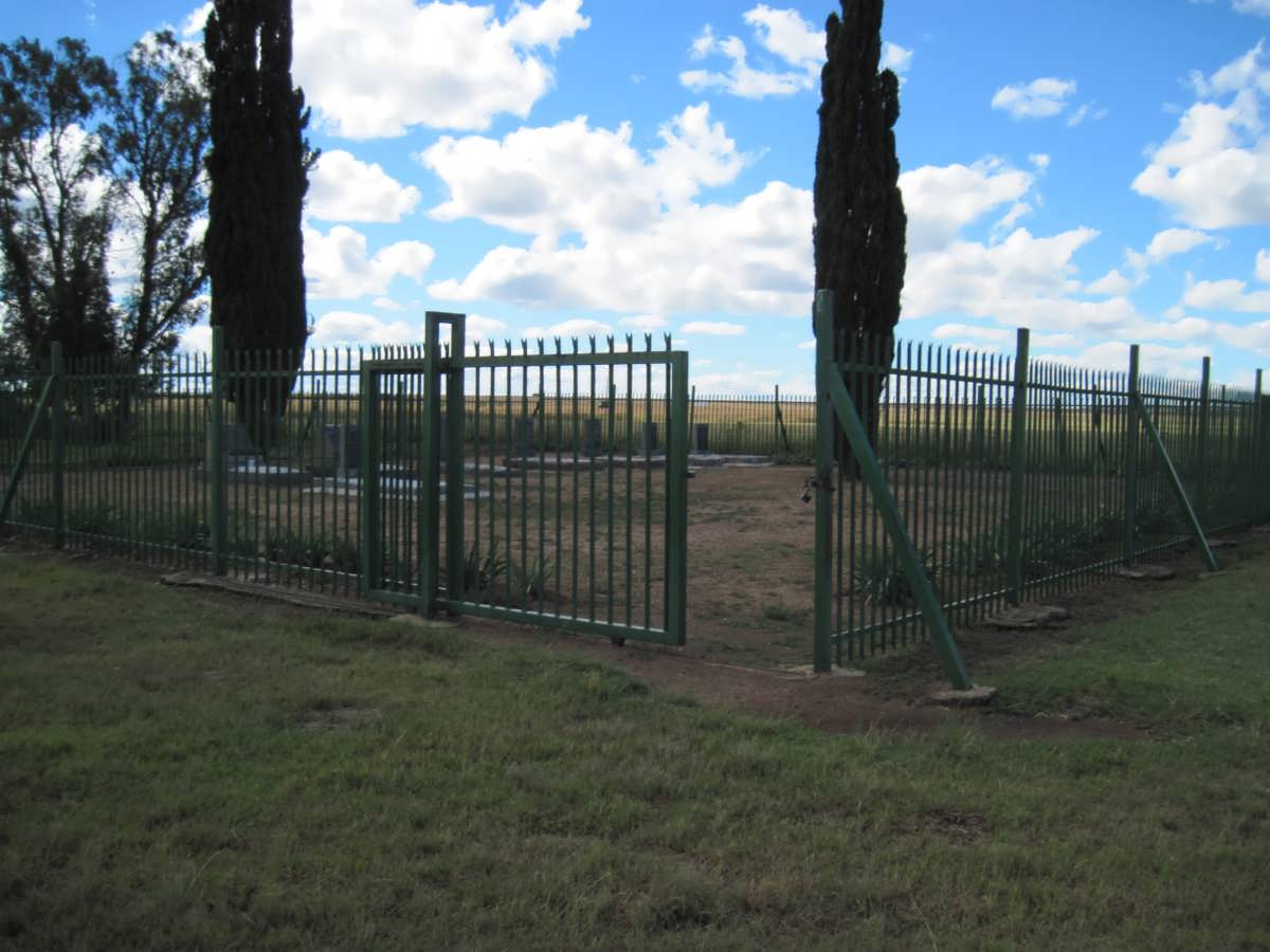 1. Entrance to the cemetery