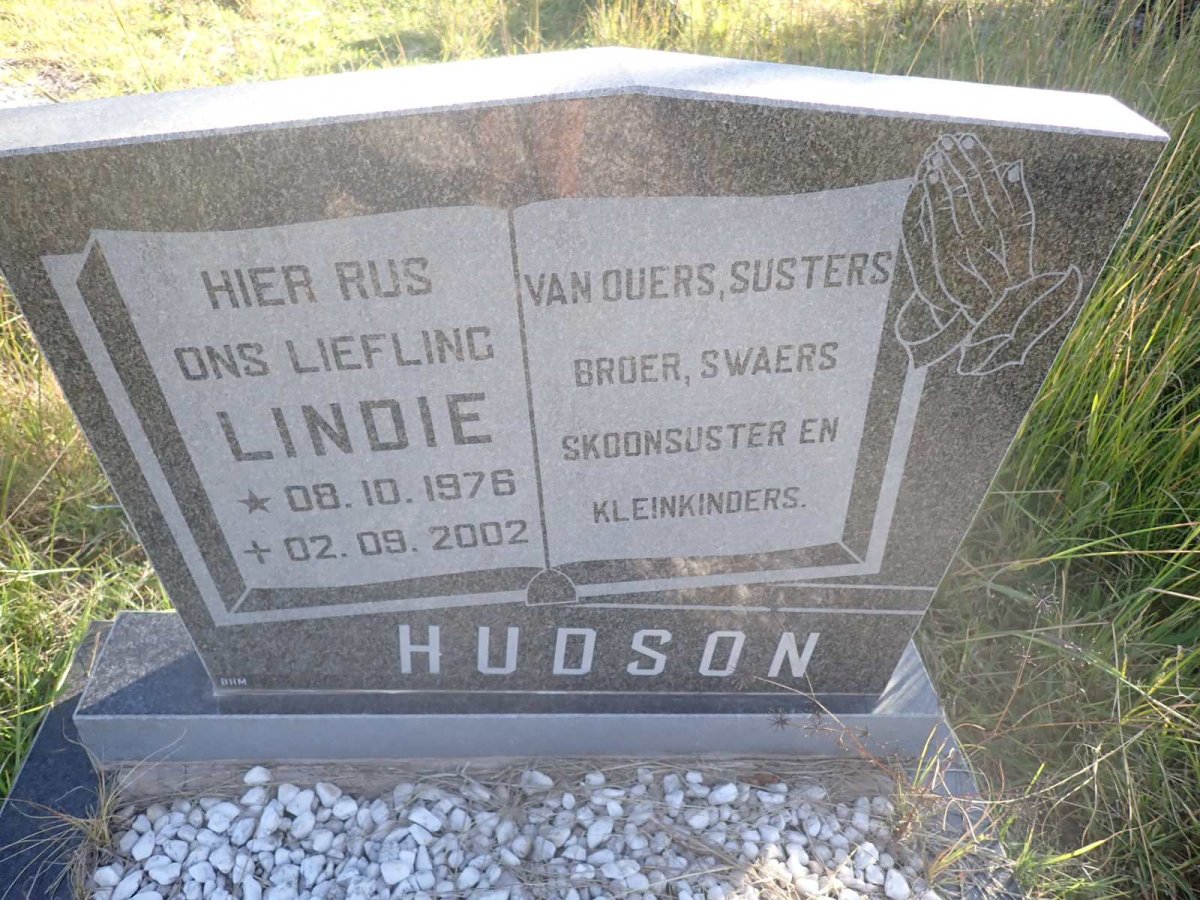 HUDSON Lindie 1976-2002